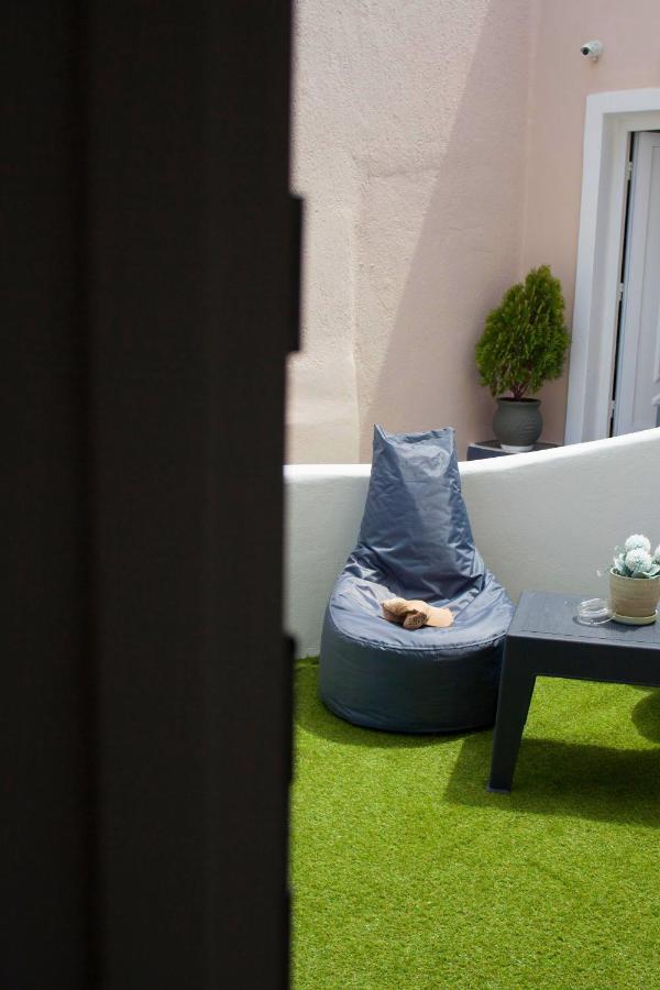 Villa Galaxy Santorini Fira  Extérieur photo