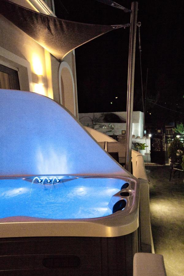 Villa Galaxy Santorini Fira  Extérieur photo